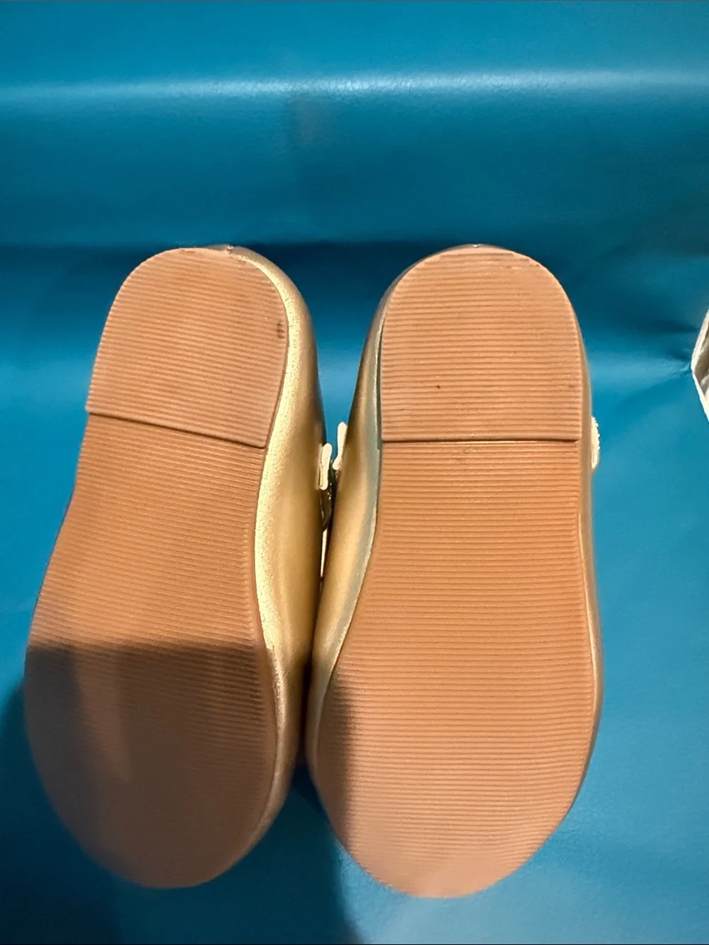 Baby Bow Mary Jane Dress Shoes in Metallic Gold
